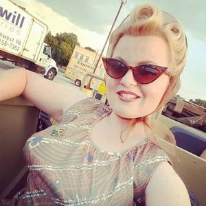 Meet your Posher, Connie